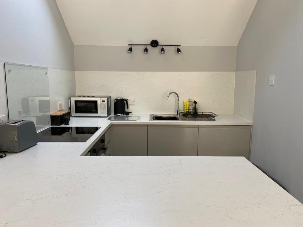 The Terrace - Annexe With Views Apartment Bathford ภายนอก รูปภาพ
